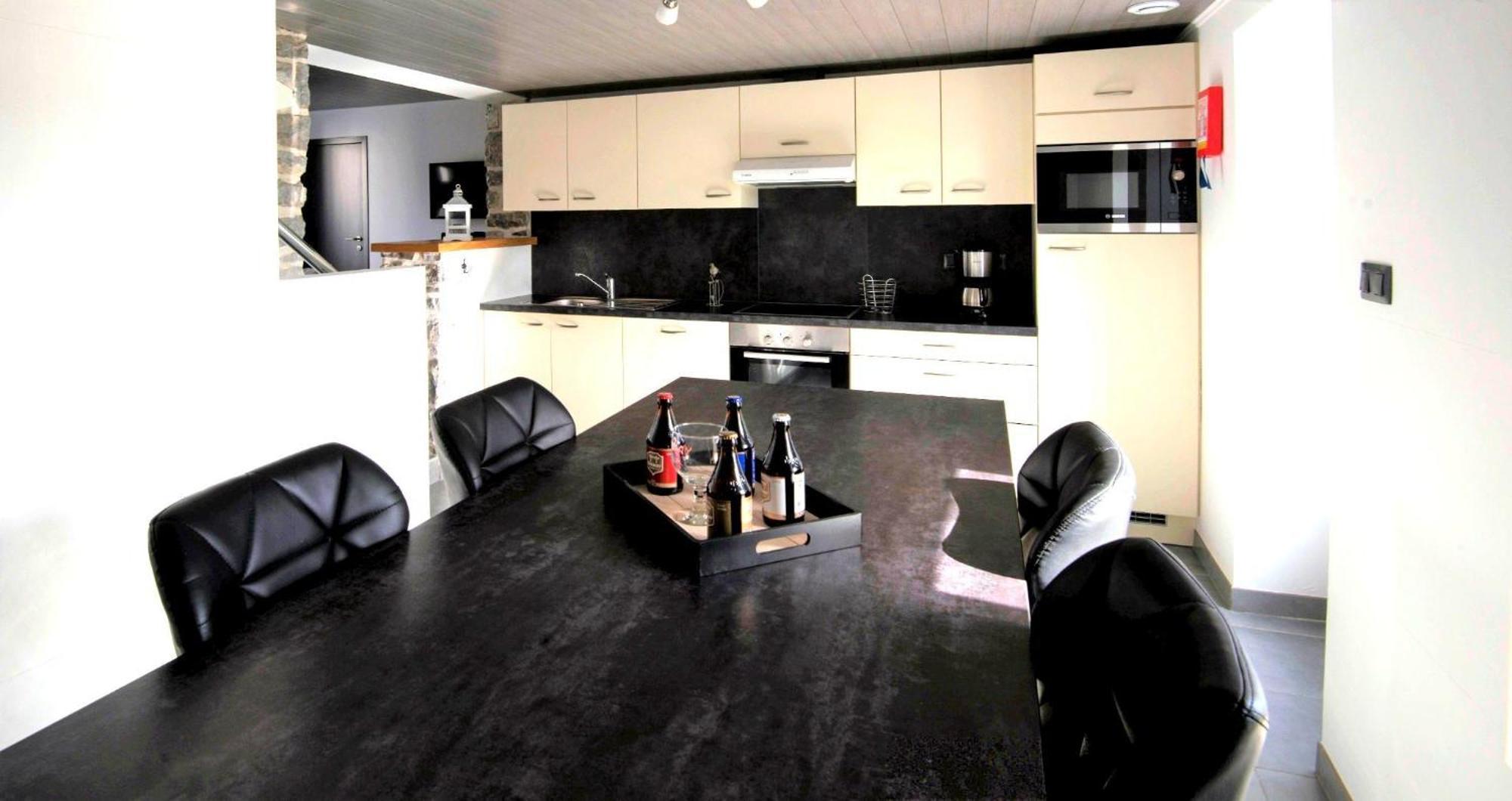 Au Chant Des Roches - Parking - Wifi - Terrasse - Chambres Familiales - Cerfontaine Exterior foto